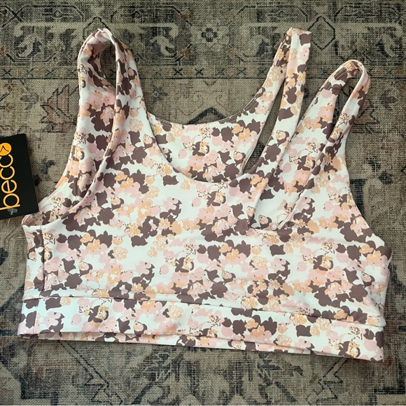 Becca Floral Cutout Sports Bra Top NWT - Picture 2 of 3
